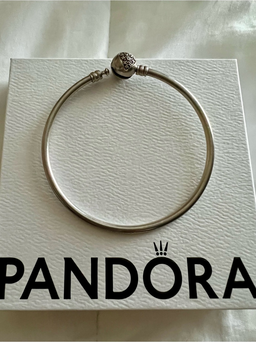 Pandora Silver Heart Clasp Bangle - Silver